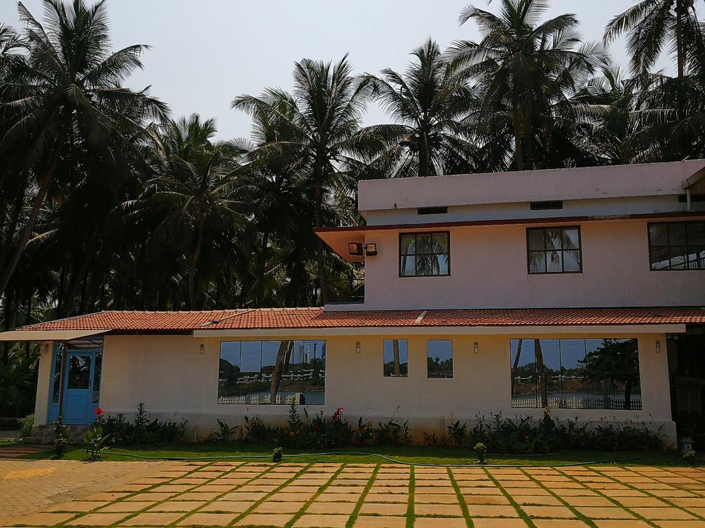 Nisarga Nirvana River House Mangalore Exteriör bild